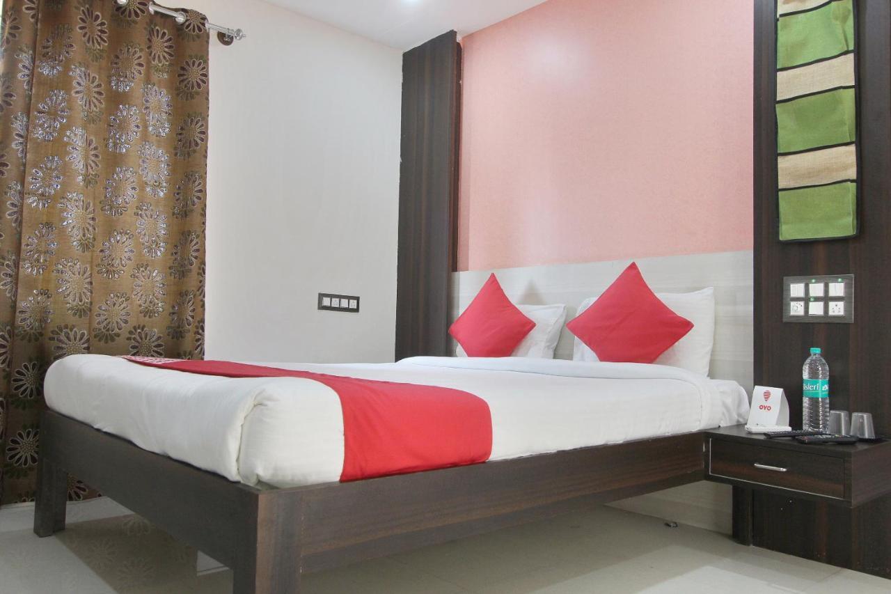 Capital O 70534 Habitat Suites And Rooms Бангалор Экстерьер фото