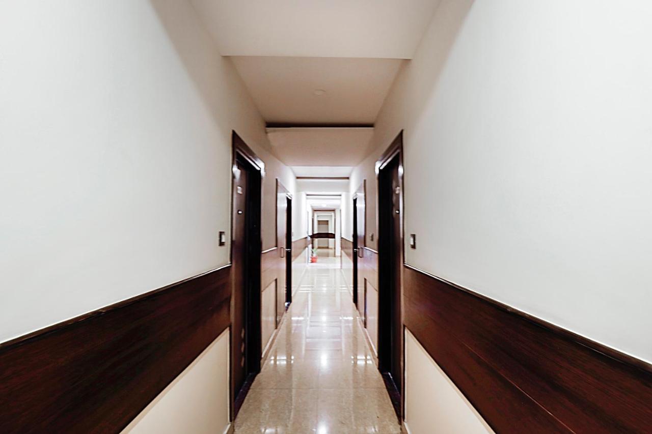 Capital O 70534 Habitat Suites And Rooms Бангалор Экстерьер фото