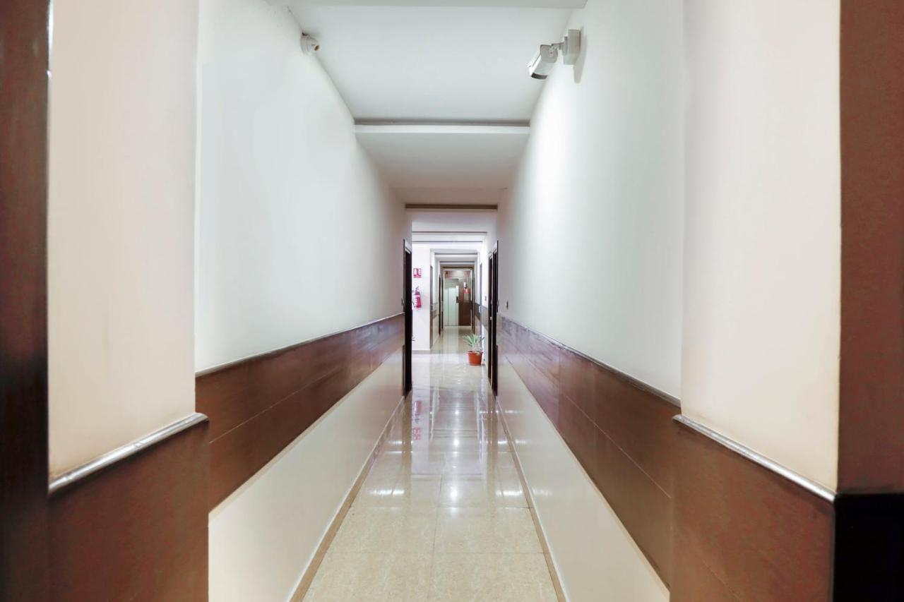 Capital O 70534 Habitat Suites And Rooms Бангалор Экстерьер фото